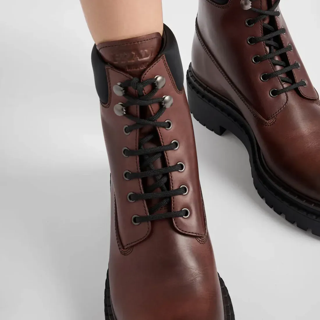 Prada Ботинки из кожи и Re-Nylon Ebony - фото 2