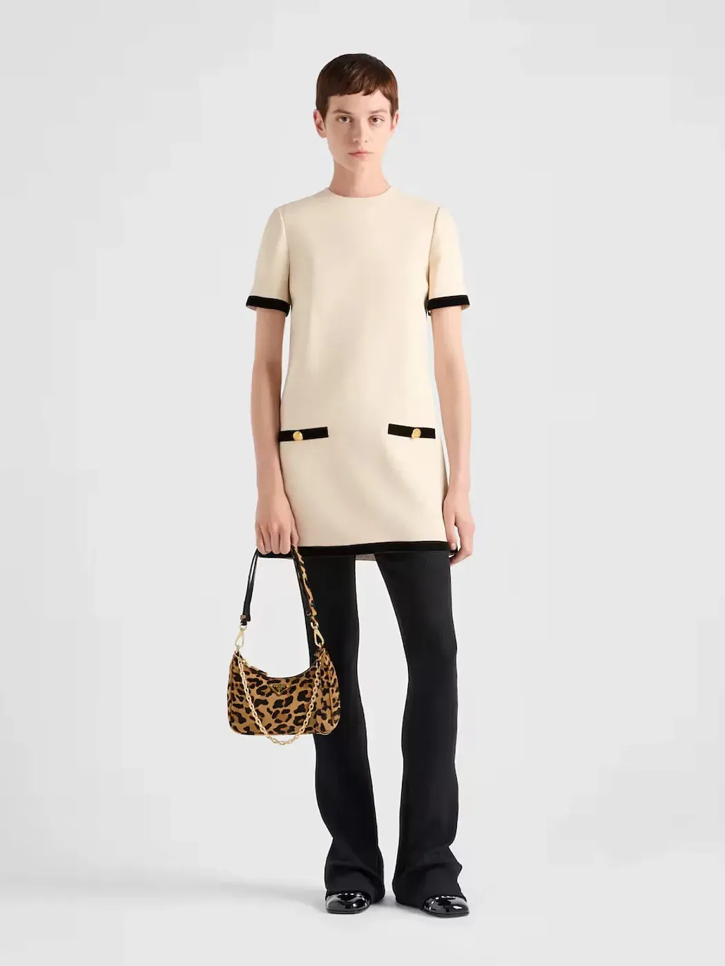 Prada Сумка-мини Re-Edition из кожи с принтом - фото 2