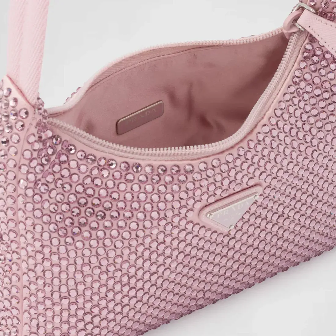 Prada Мини-сумка из сатина с кристаллами Alabaster Pink - фото 5