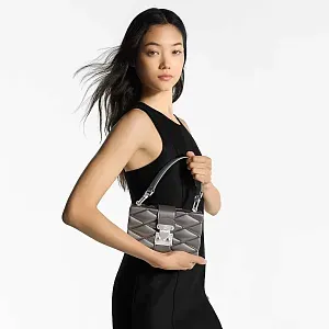 Louis Vuitton Сумка Petite Malle Malletage - фото 2