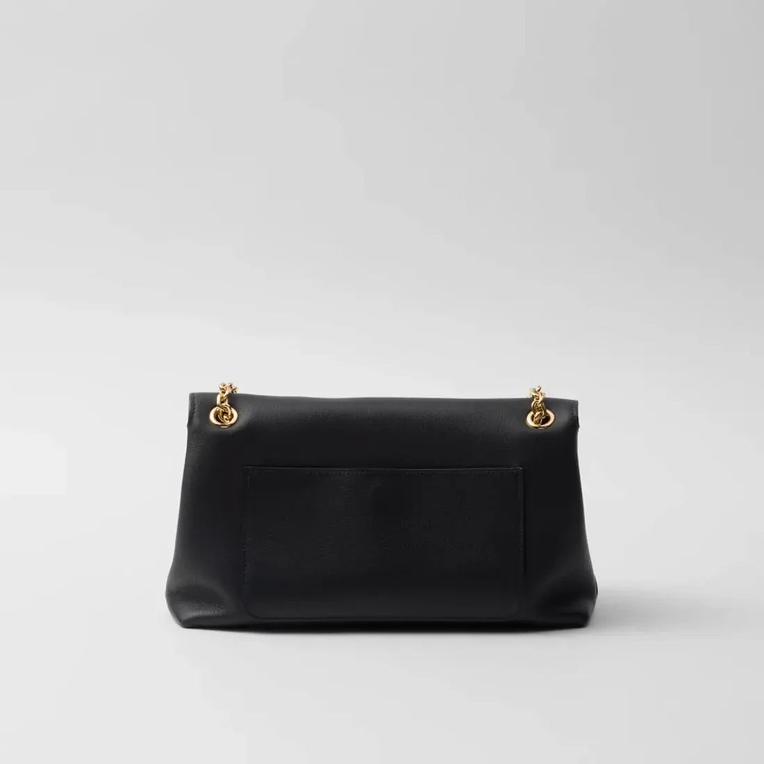 Prada Средняя кожаная сумка через плечо Black - фото 4