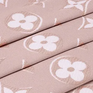 Louis Vuitton Шарф LV Essential Shine Pink - фото 4