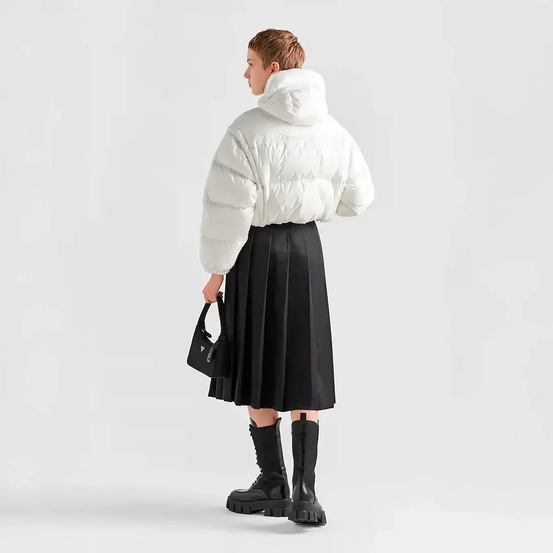 Prada Укороченный пуховик-трансформер из Re-Nylon White - фото 5
