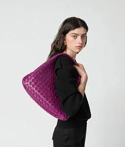 Bottega Veneta Сумка Campana Beetroot - фото 2