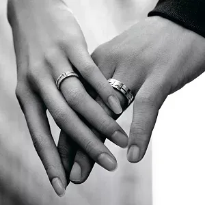Tiffany & Co. Кольцо T Narrow Ring White Gold - фото 2