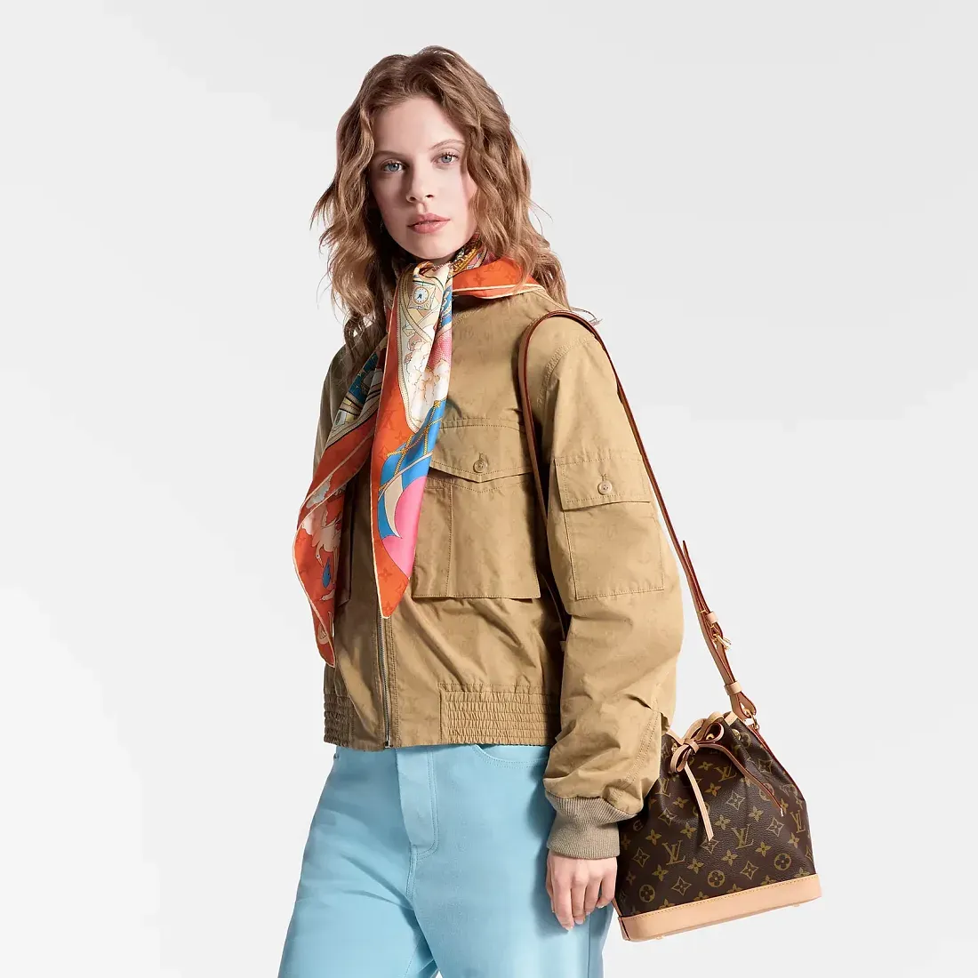 Louis Vuitton Платок-каре Journey 90 Beige - фото 9