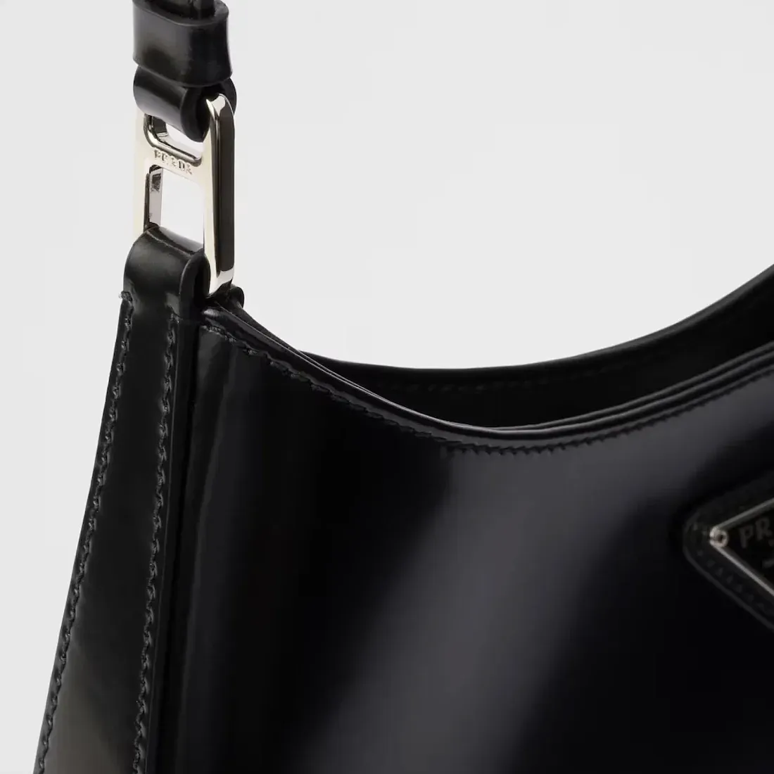 Prada Сумка Cleo из лакированной кожи Black - фото 5