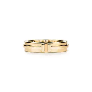 Tiffany & Co. Кольцо T Narrow Ring Yellow Gold - фото 1