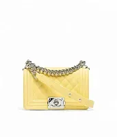 Chanel Сумка Boy Light Yellow - фото 1