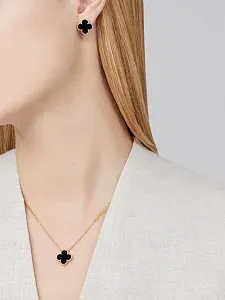 Van Cleef & Arpels Серьги Vintage Alhambra - фото 2