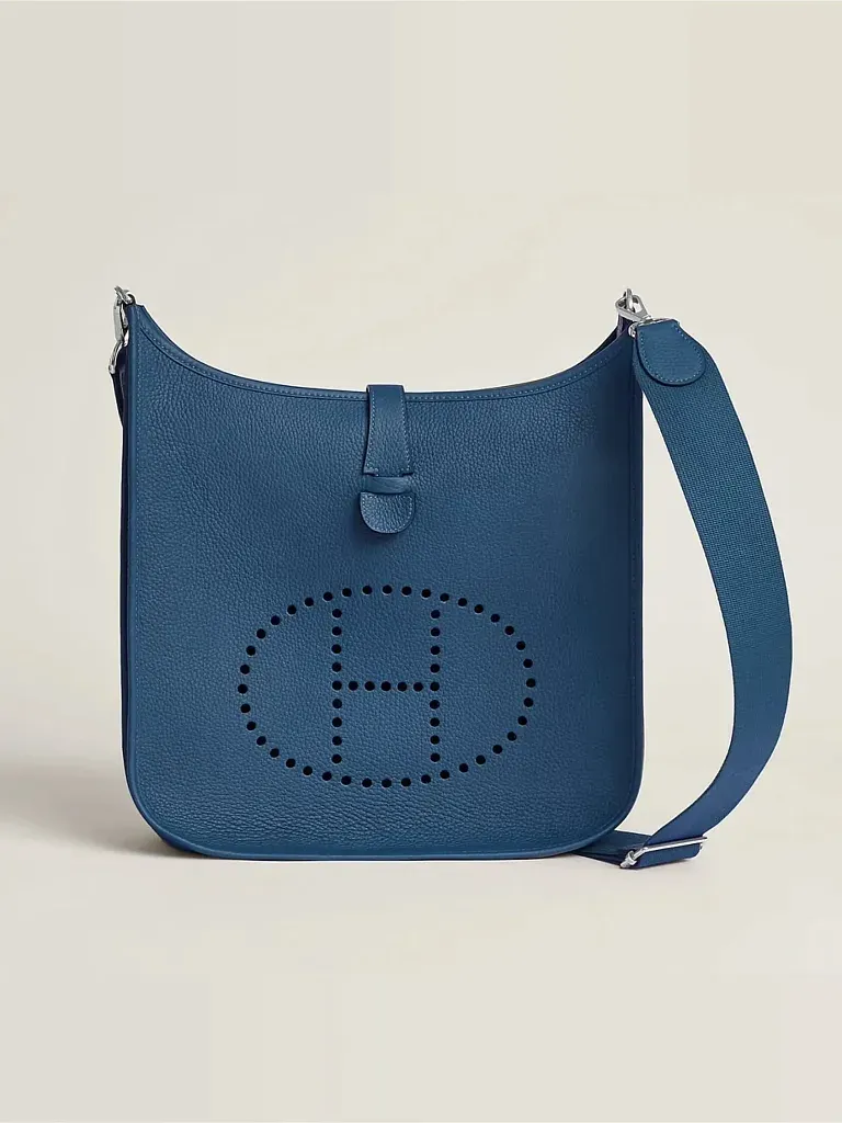 Сумка Hermes Evelyne 33 Bleu Tie Clemence Palladium Hardware - фото 1