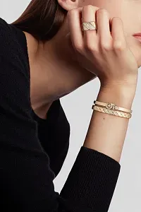 Chanel Браслет Coco Crush Beige - фото 2