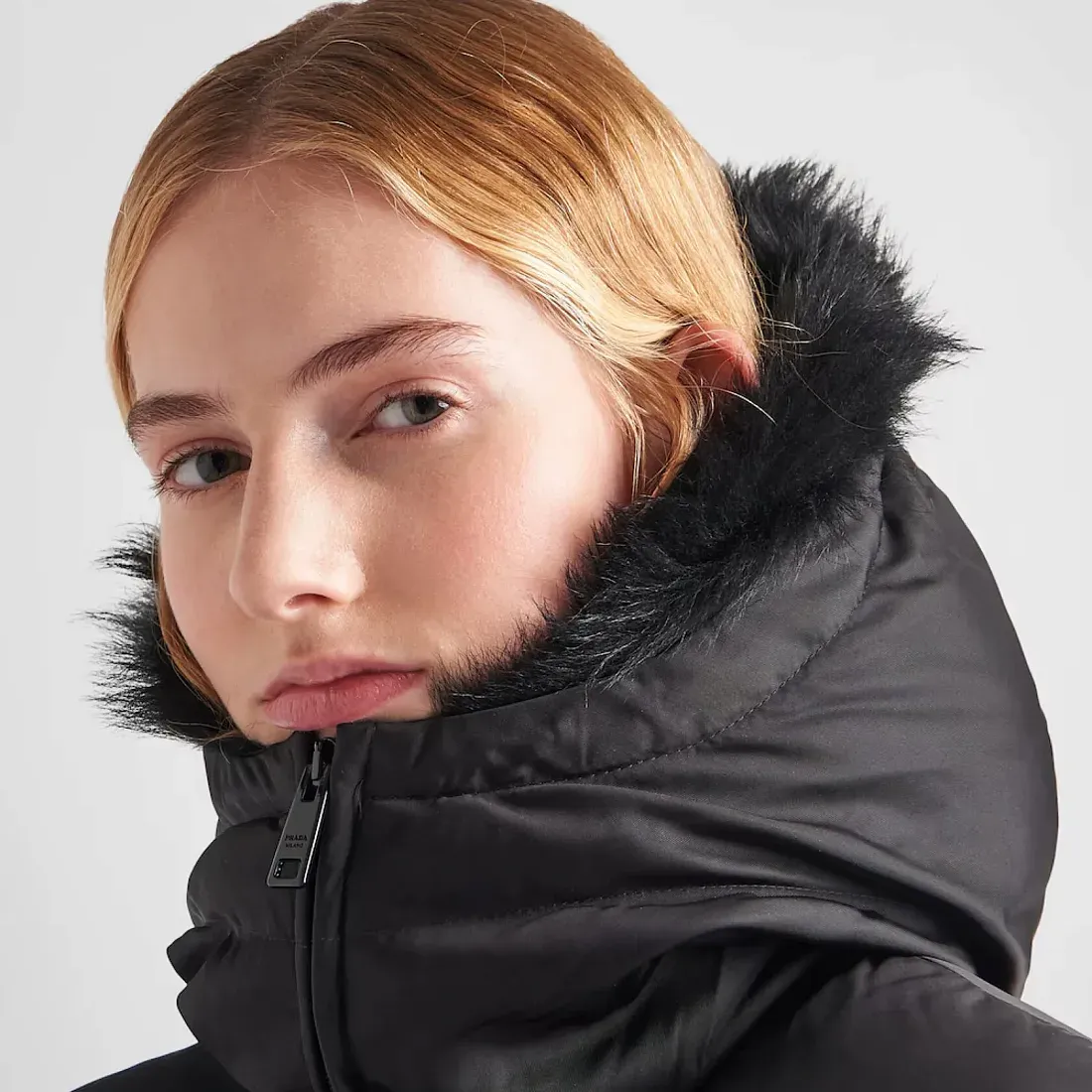 Prada Пуховая куртка из габардина Re-Nylon - фото 4