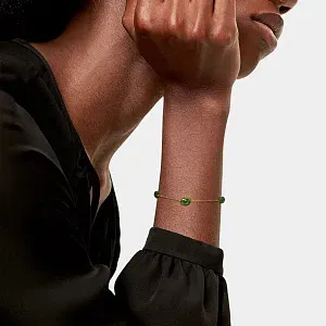 Tiffany & Co. Браслет Bean design bracelet in yellow gold and green nephrite jade - фото 2