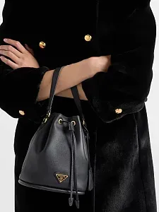 Prada Кожаная мини-сумка Black - фото 2