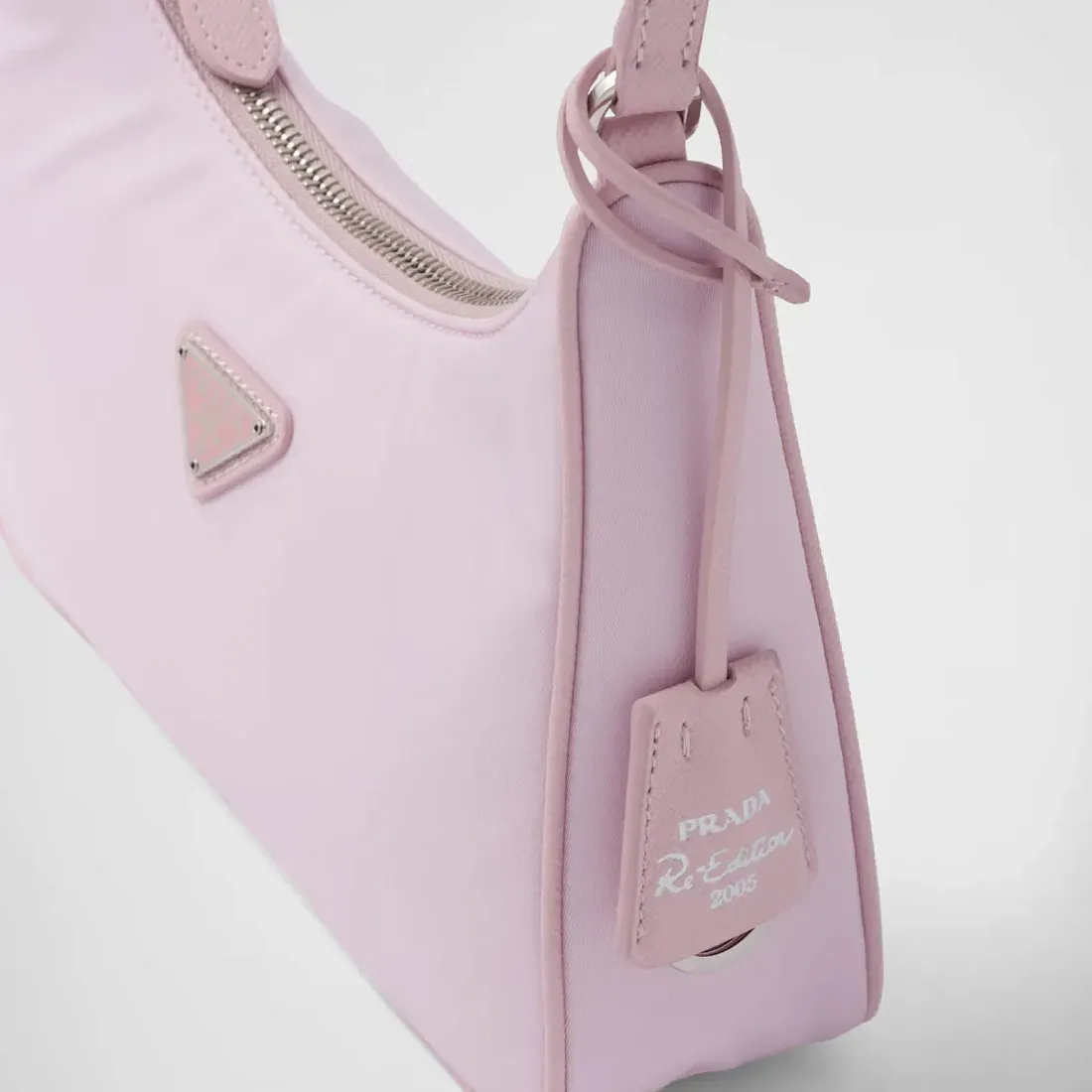 Prada Мини-сумка Re-Edition 2005 из Re-Nylon и сафьяновой кожи Alabaster Pink - фото 6