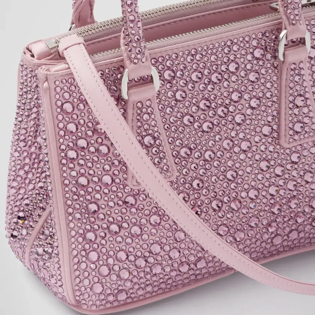 Prada Мини-сумка Galleria из атласа с кристаллами Alabaster Pink - фото 6