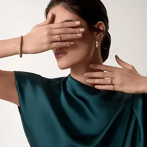 Cartier Кольцо Love маленькая модель c бриллиантовым паве Pink Gold - фото 2