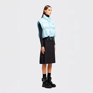 Prada Укороченный пуховик-трансформер из Re-Nylon Sky Blue - фото 3
