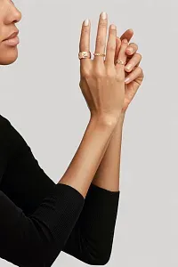 Chanel Кольцо Coco Crush Beige - фото 2