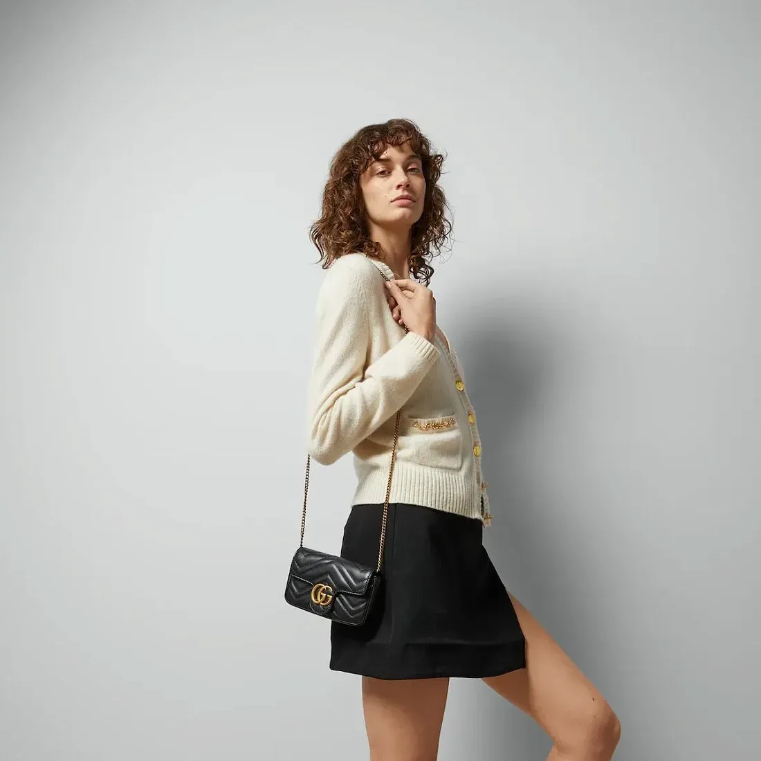 Gucci Мини-сумка GG Marmont Black Chevron - фото 2
