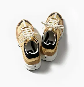 Chanel Кожаные кроссовки Golden / Beige / Black - фото 2