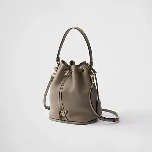 Prada Кожаная мини-сумка Clay - фото 2